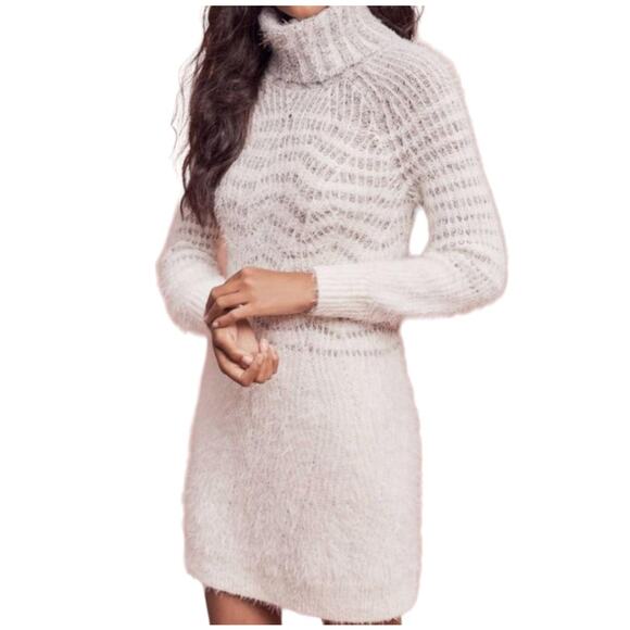 Anthropologie Dresses & Skirts - Anthropologie sleeping on snow sweater dress lg